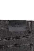 Jean Gris Lavado Corte Chill - detalle 6