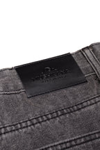 Jean Gris Lavado Corte Chill - detalle 4