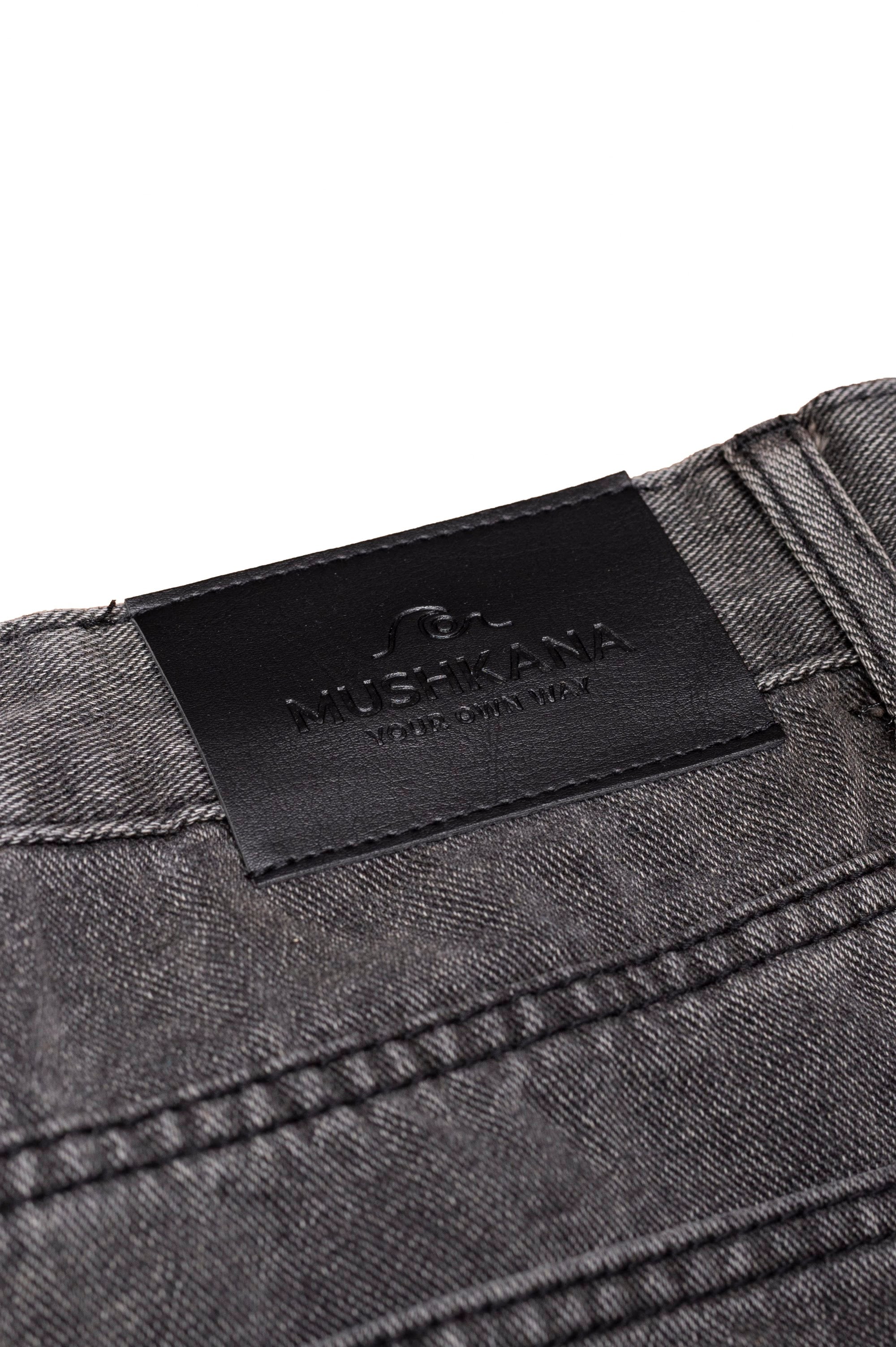 Jean Gris Lavado Corte Chill - detalle 4