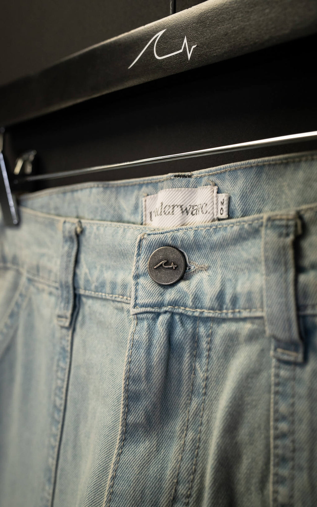 Pantalón Cargo Denim Light