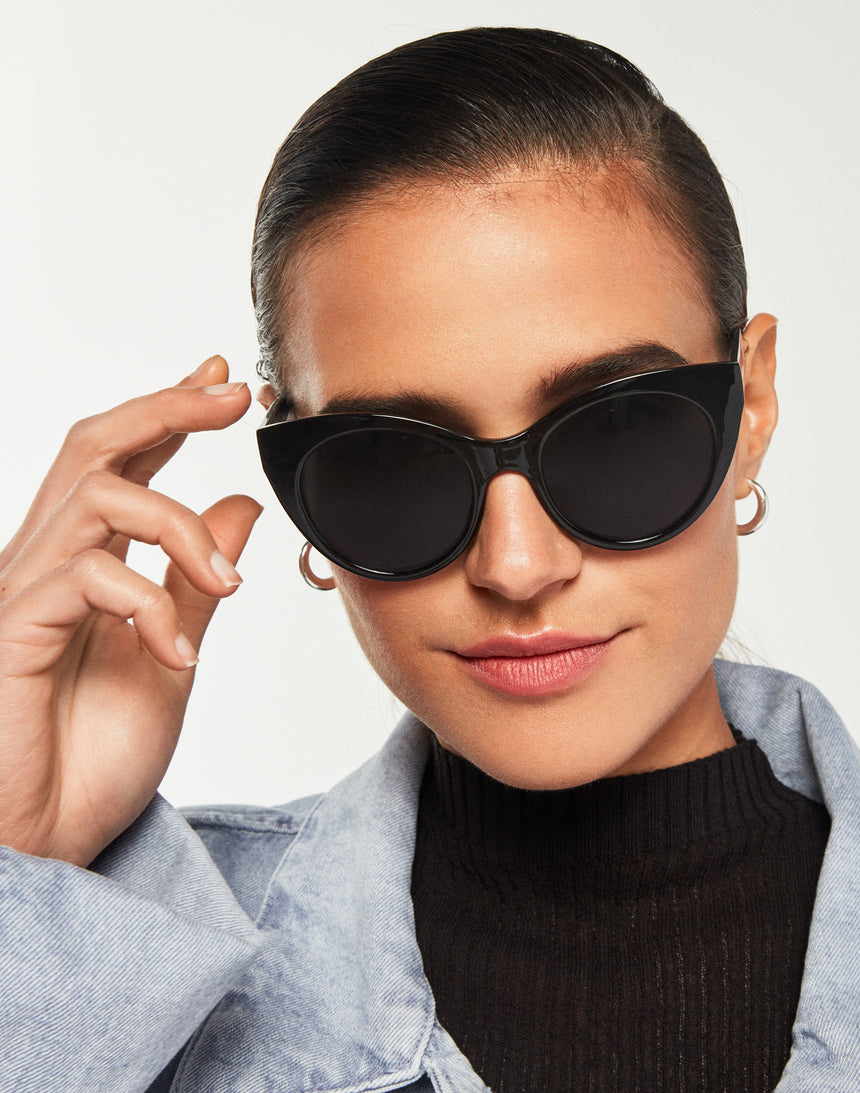 Divine - Polarized Black