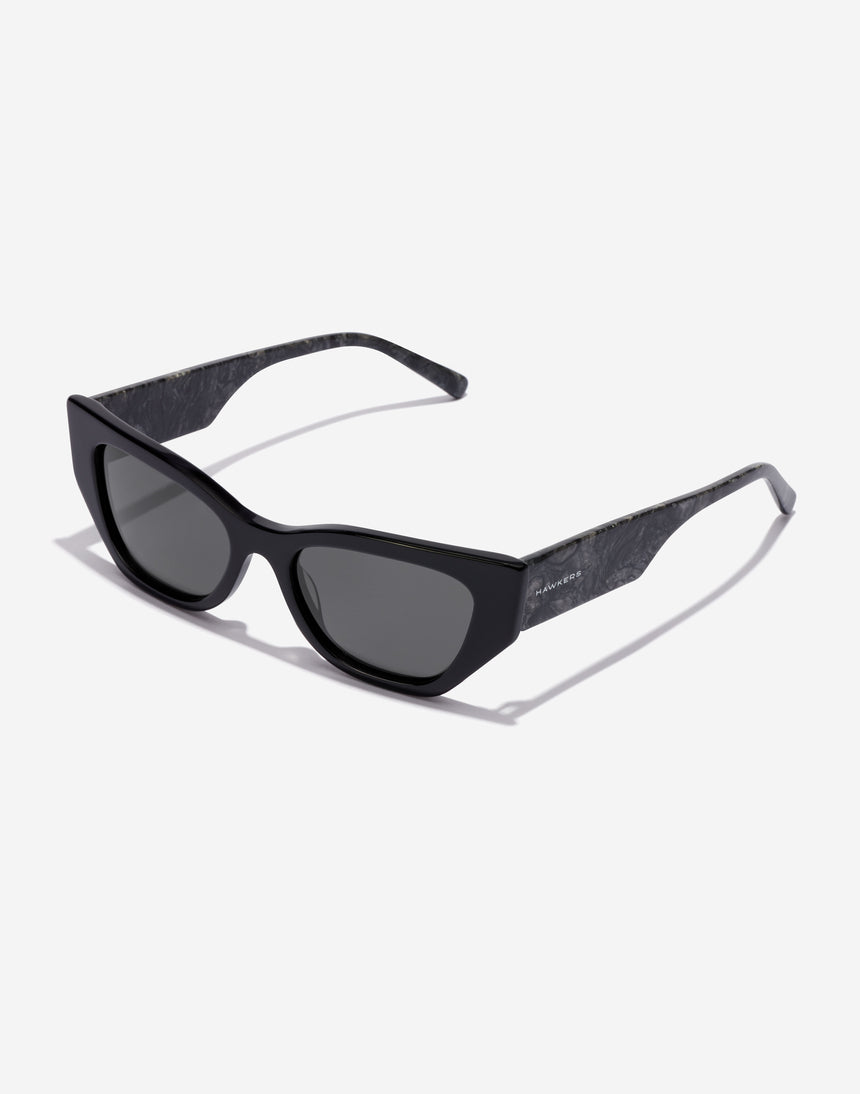 Manhattan - Polarized Granite Dark