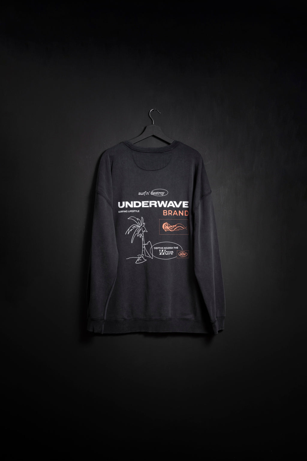 Crew Caleta Black Washed