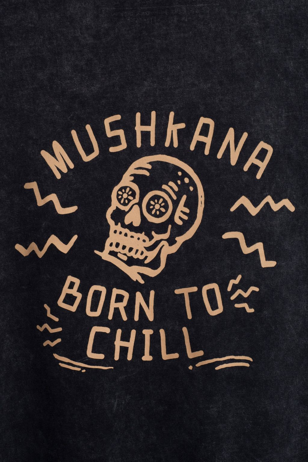 Remera Born2Chill Negra Lavada Oversized ss