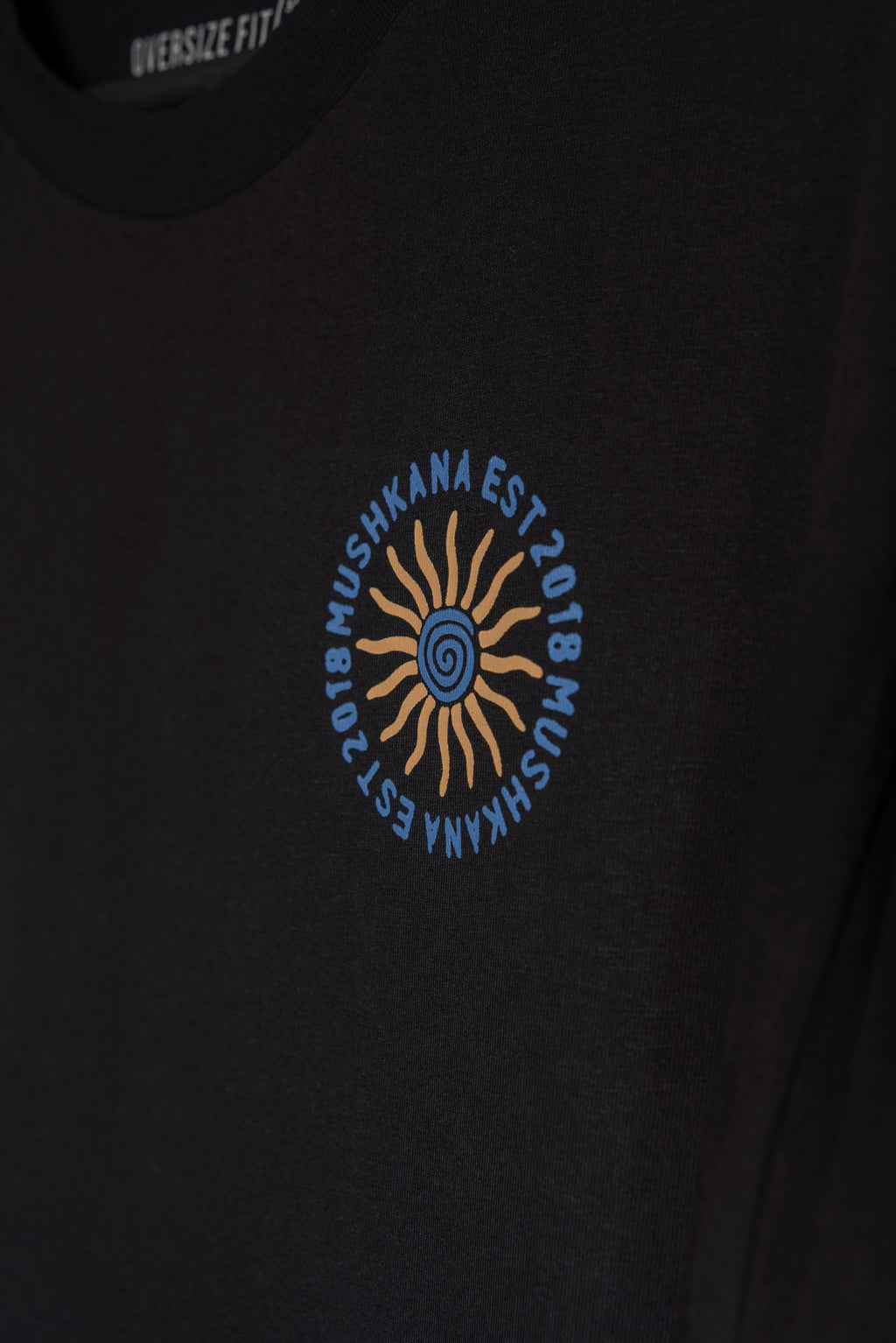 Remera Over Black Sunny Sun ss