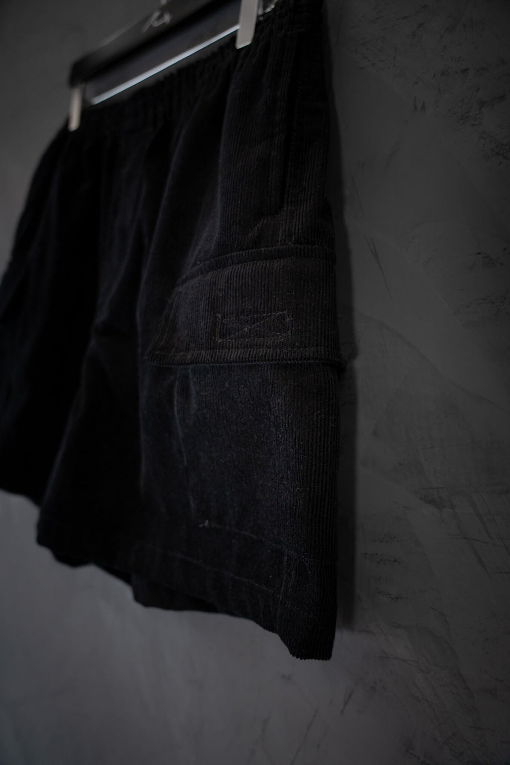 Bermuda Corderoy Negra ss