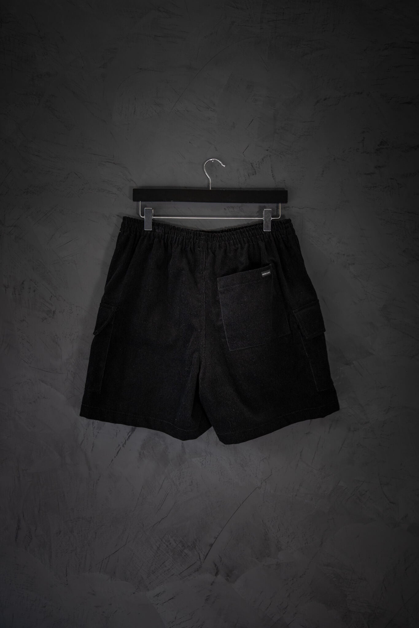 Bermuda Corderoy Negra ss