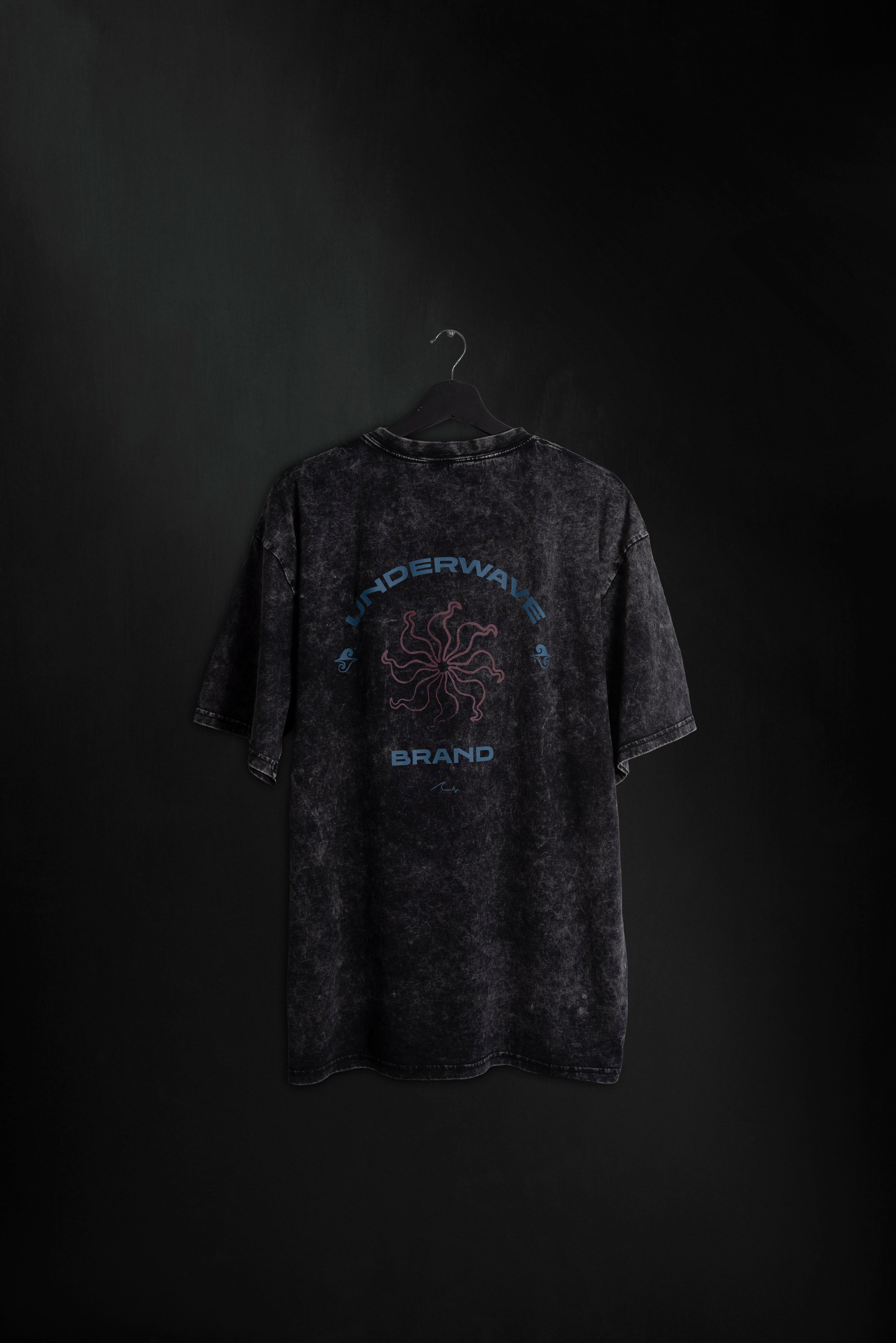 Remera Oversize Black Washed Solarium SS
