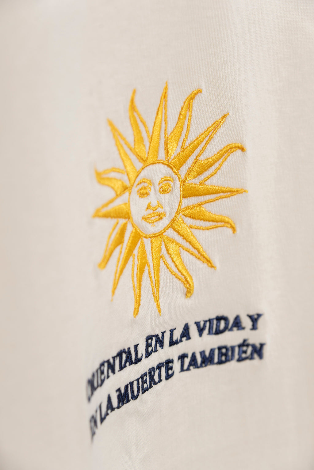 Remera Overbox Sol Vainilla