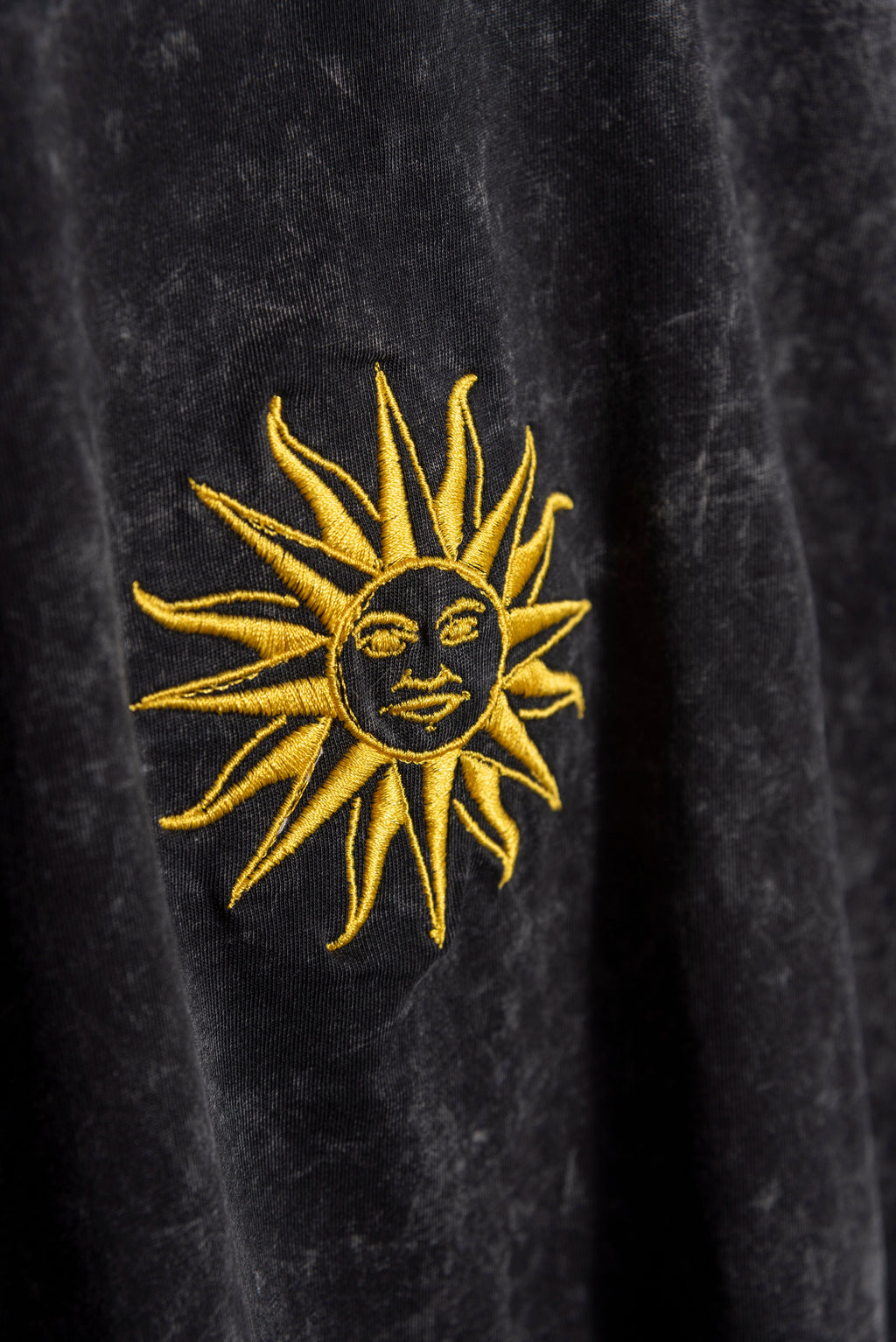 Musculosa Sol Negro Lavado
