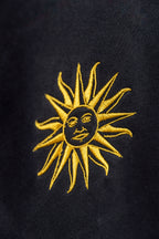 Hoodie Negro lavado Sol Uy