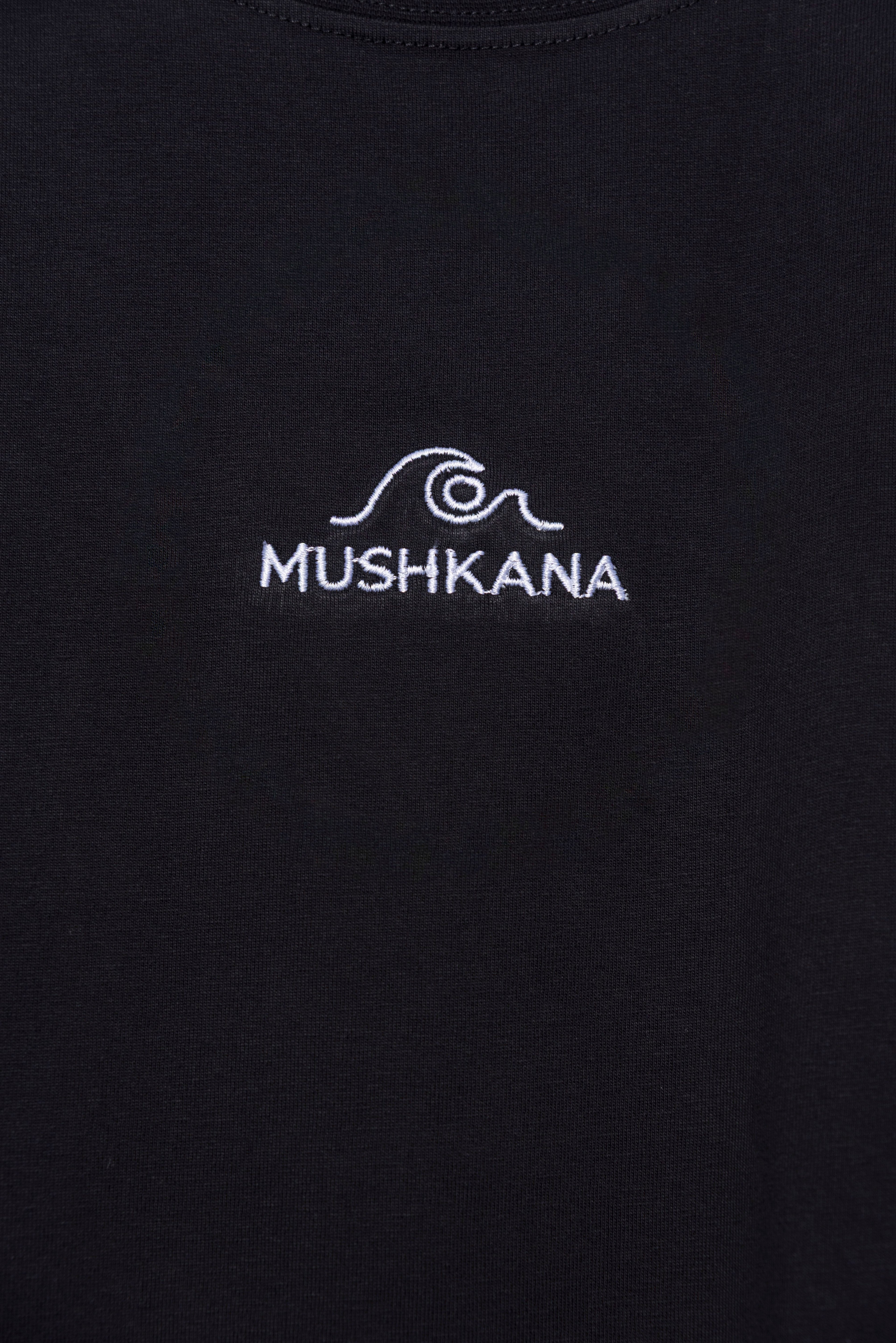 Remera Mushkana Minimal Black Solid Oversize aa