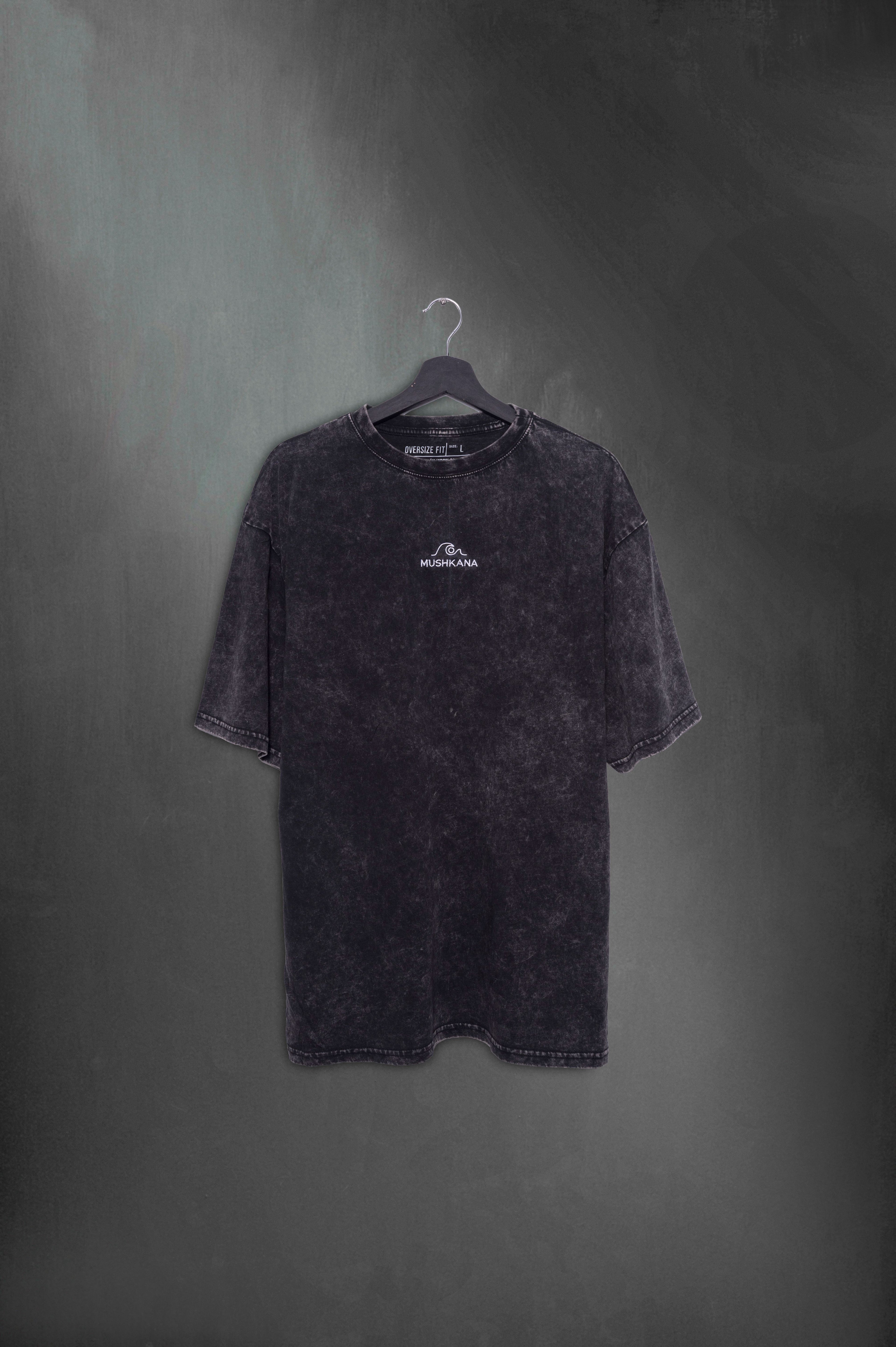 Remera Mushkana Minimal Black Washed Oversize aa