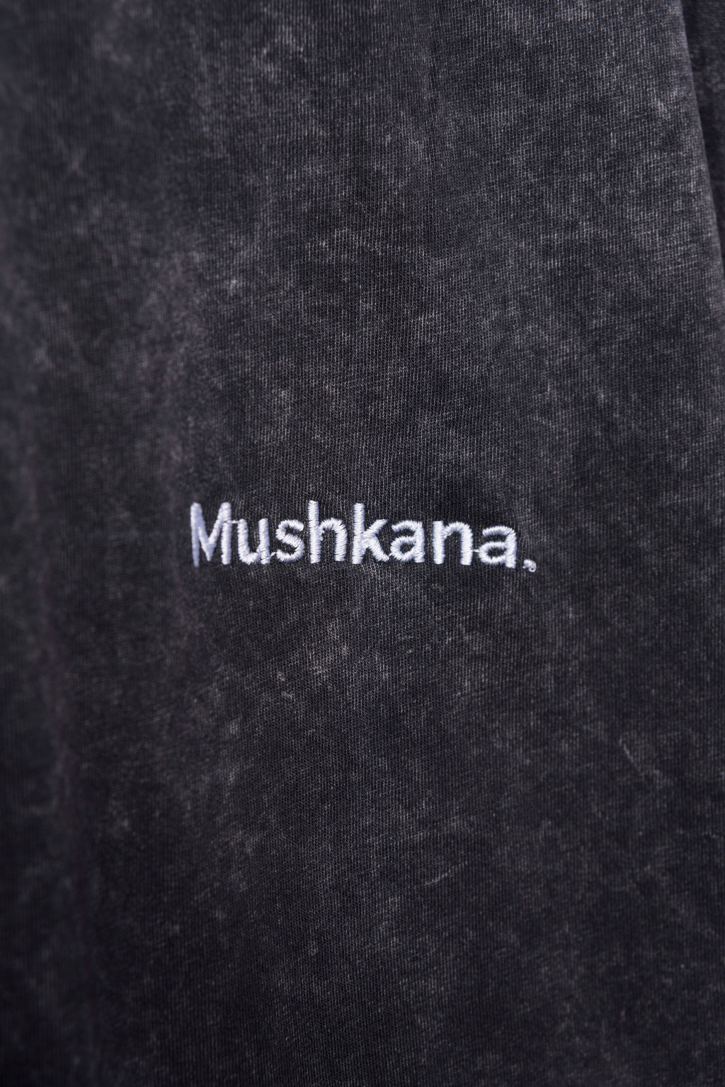 Remera Simplicity Mushkana Classic Fit Black washed aa