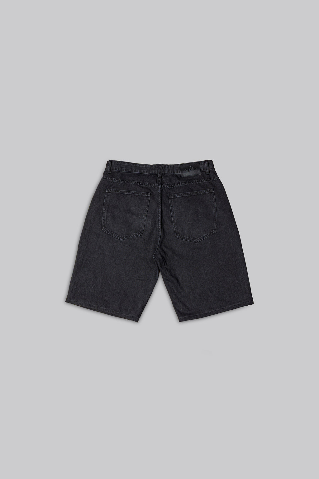 Bermuda de Jean Negro Lavado