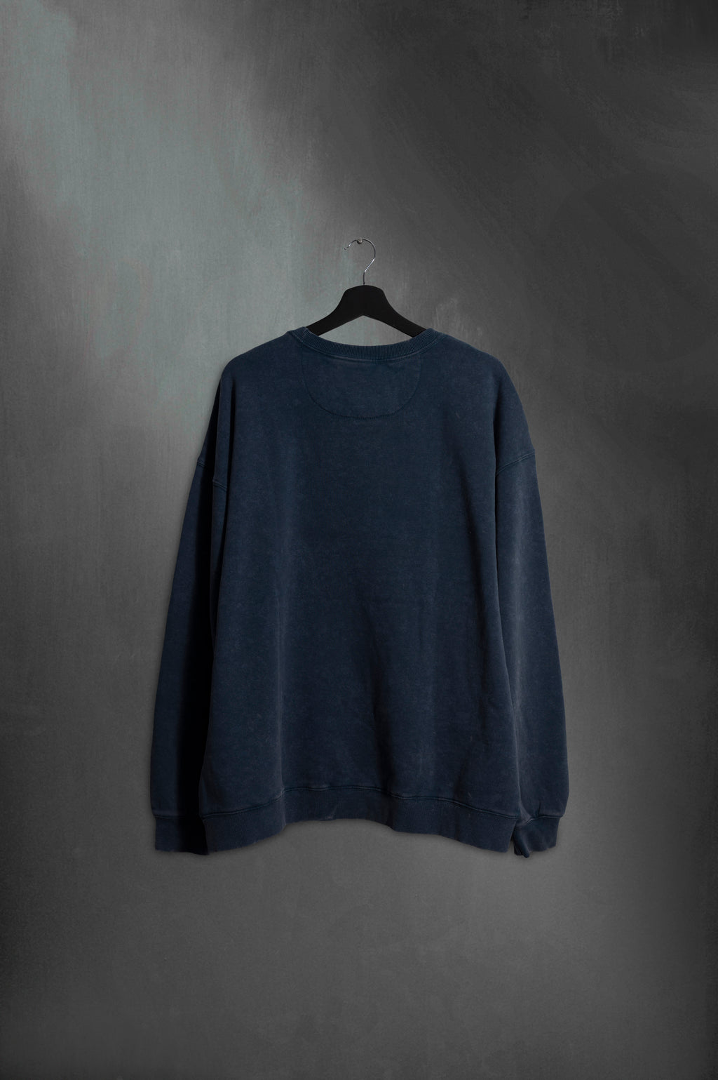 Buzo Azul Washed Escudo Uruguay