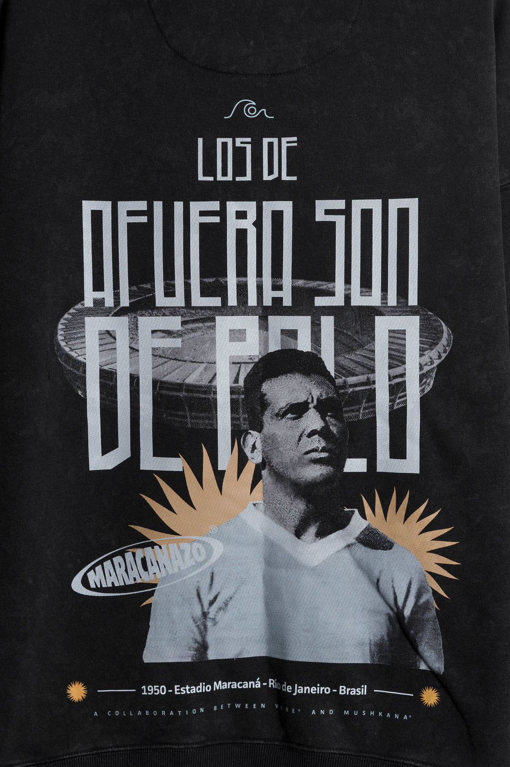 Buzo Negro Lavado – Los de Afuera Son de Palo