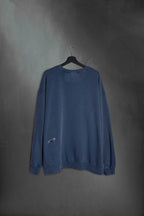 Buzo Azul Washed Varsity M de espaldas con gancho bordado