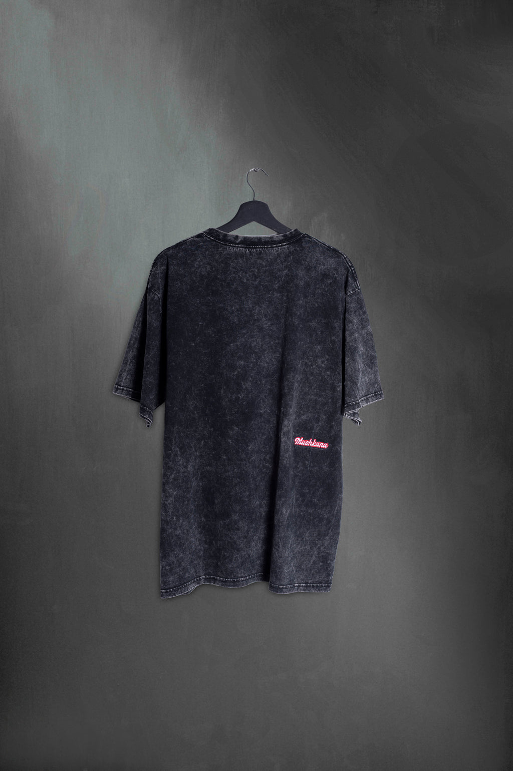 Remera Negra M Chilly Over