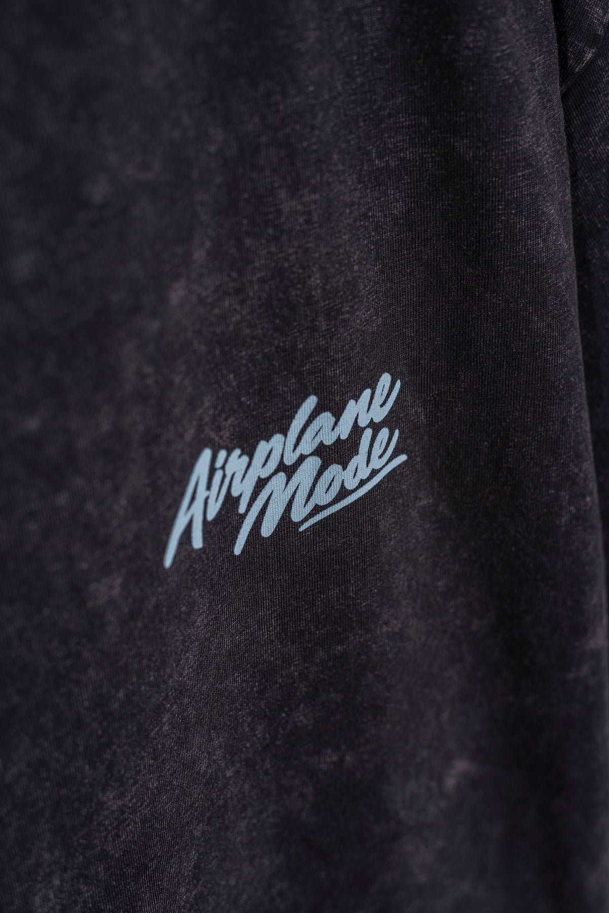 Remera Oversize Airplane Mode Negra