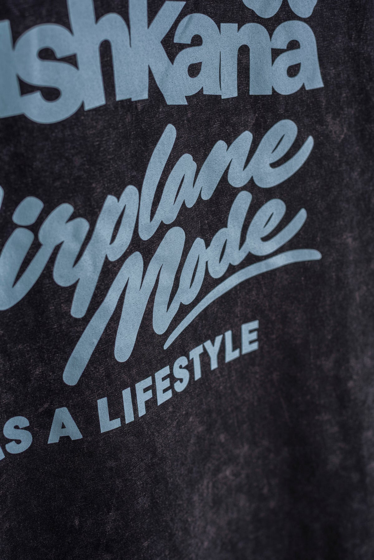 Remera Oversize Airplane Mode Negra