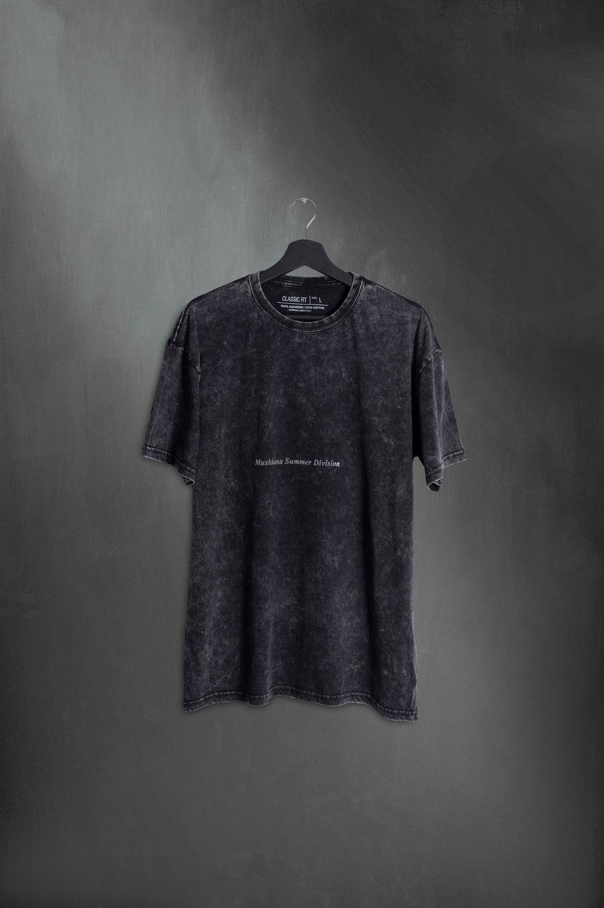 Remera Negra Washed Classic Coastal Club