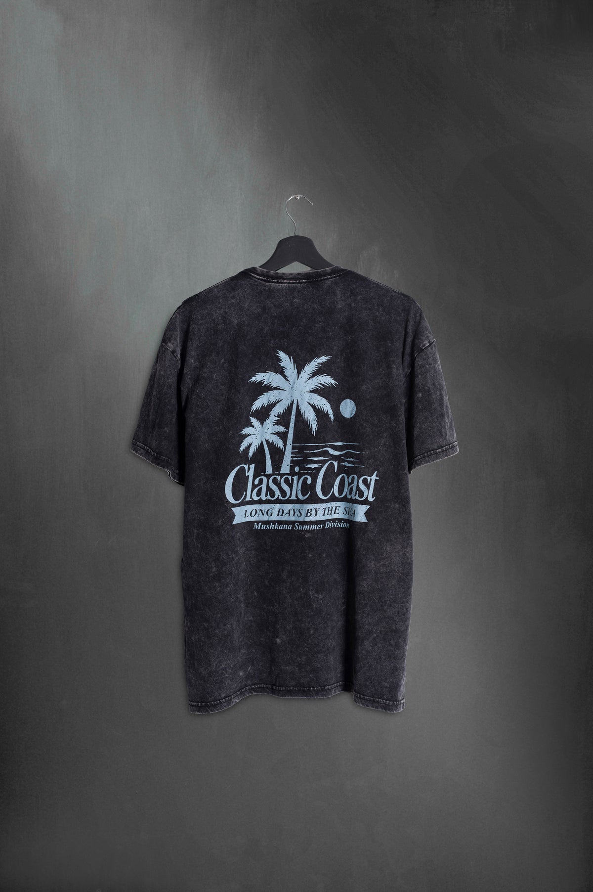 Remera Negra Washed Classic Coastal Club