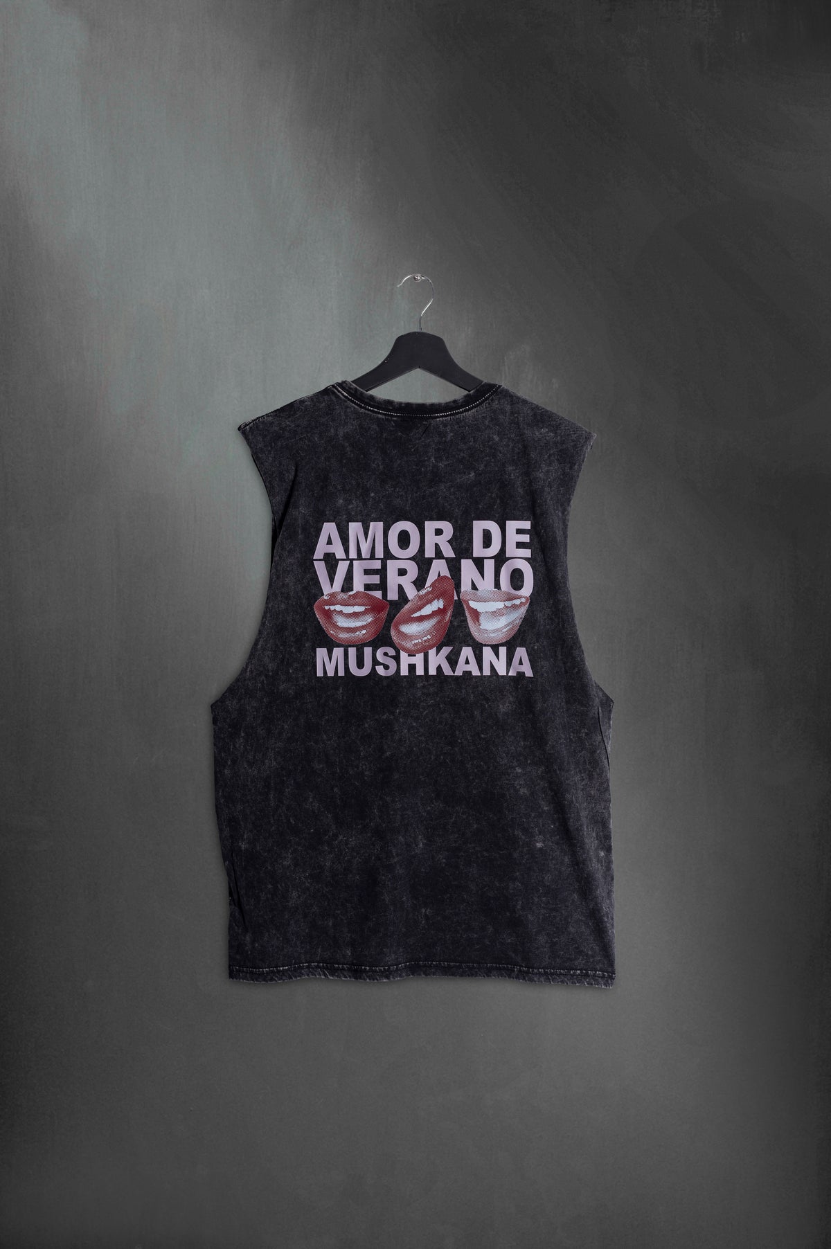 Musculosa Black Washed Amor de Verano