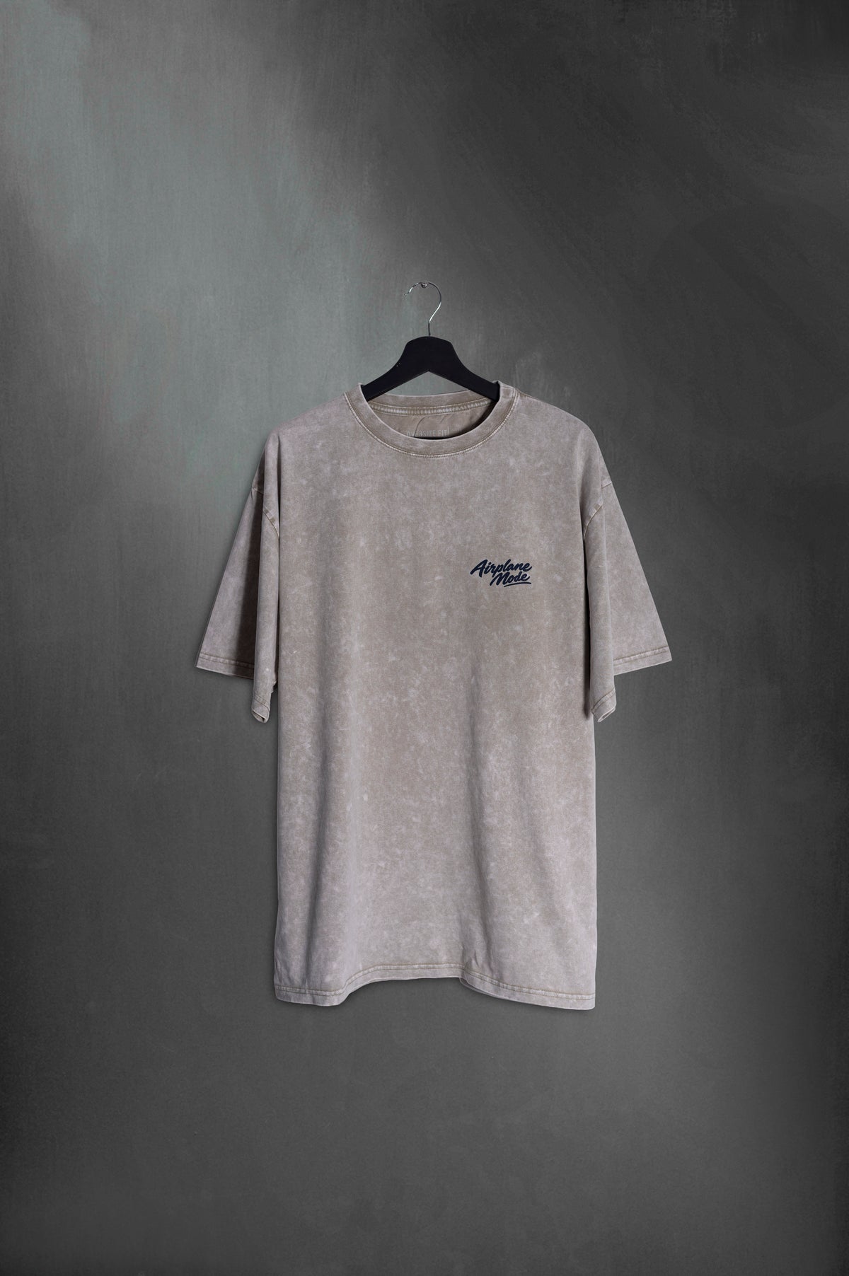 Remera Oversize Kahki Airplane Mode
