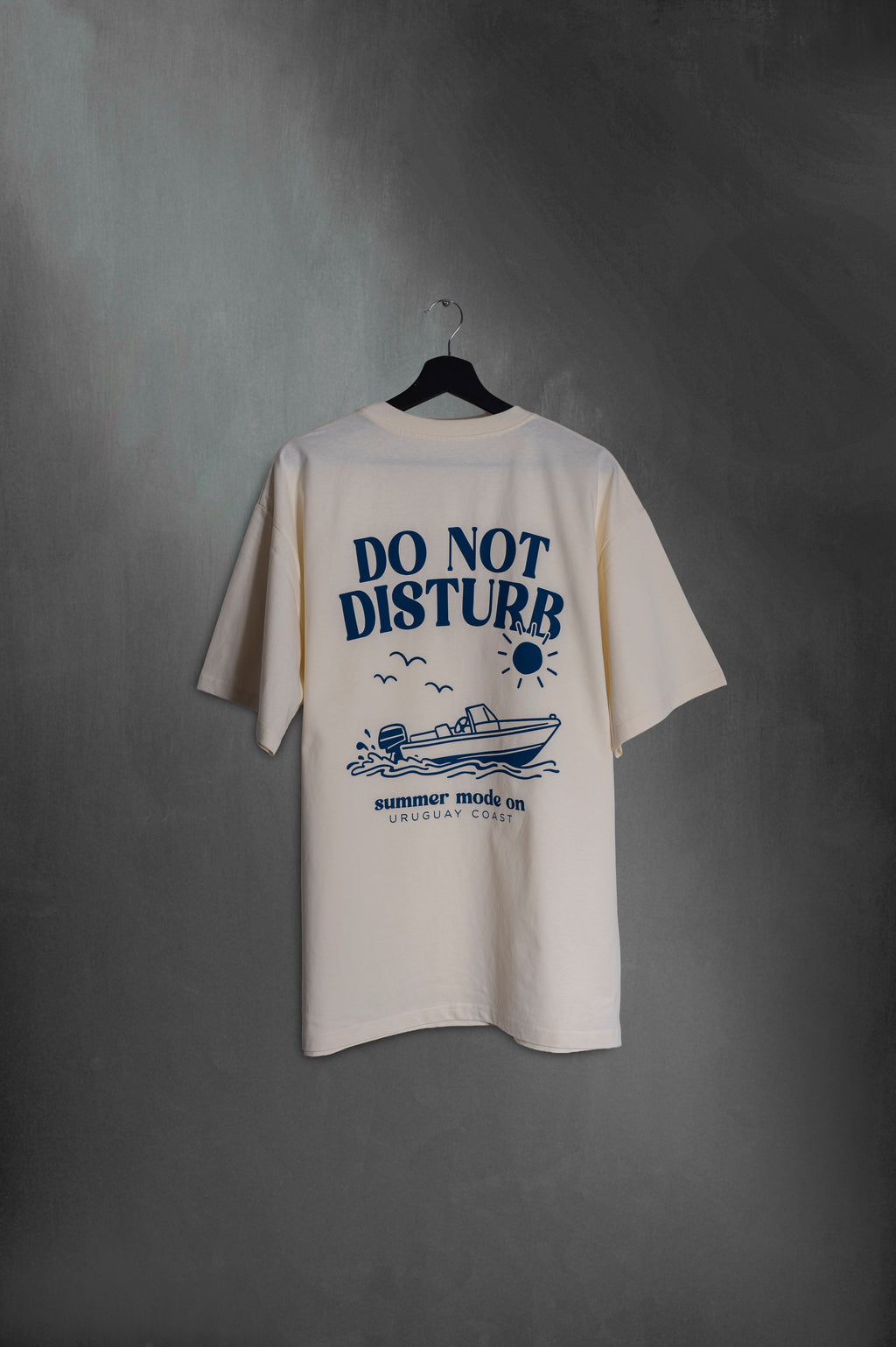 Remera Vainilla Oversized Do Not Disturb