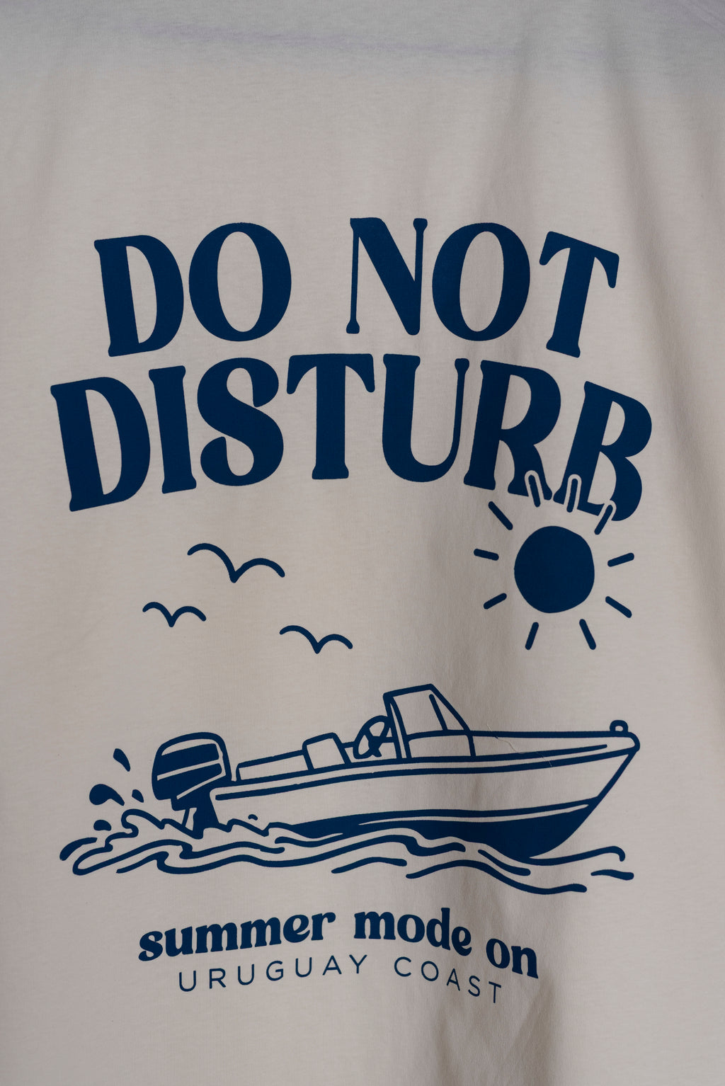 Remera Vainilla Oversized Do Not Disturb