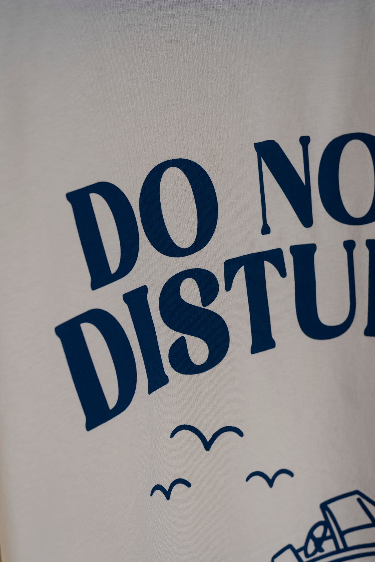 Remera Vainilla Oversized Do Not Disturb