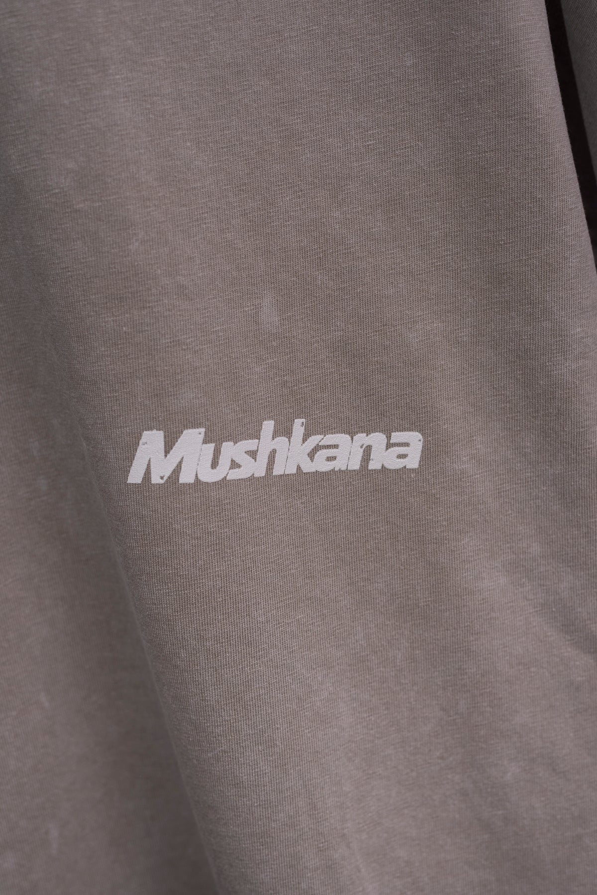 Remera Oversized Khaki Mushkana