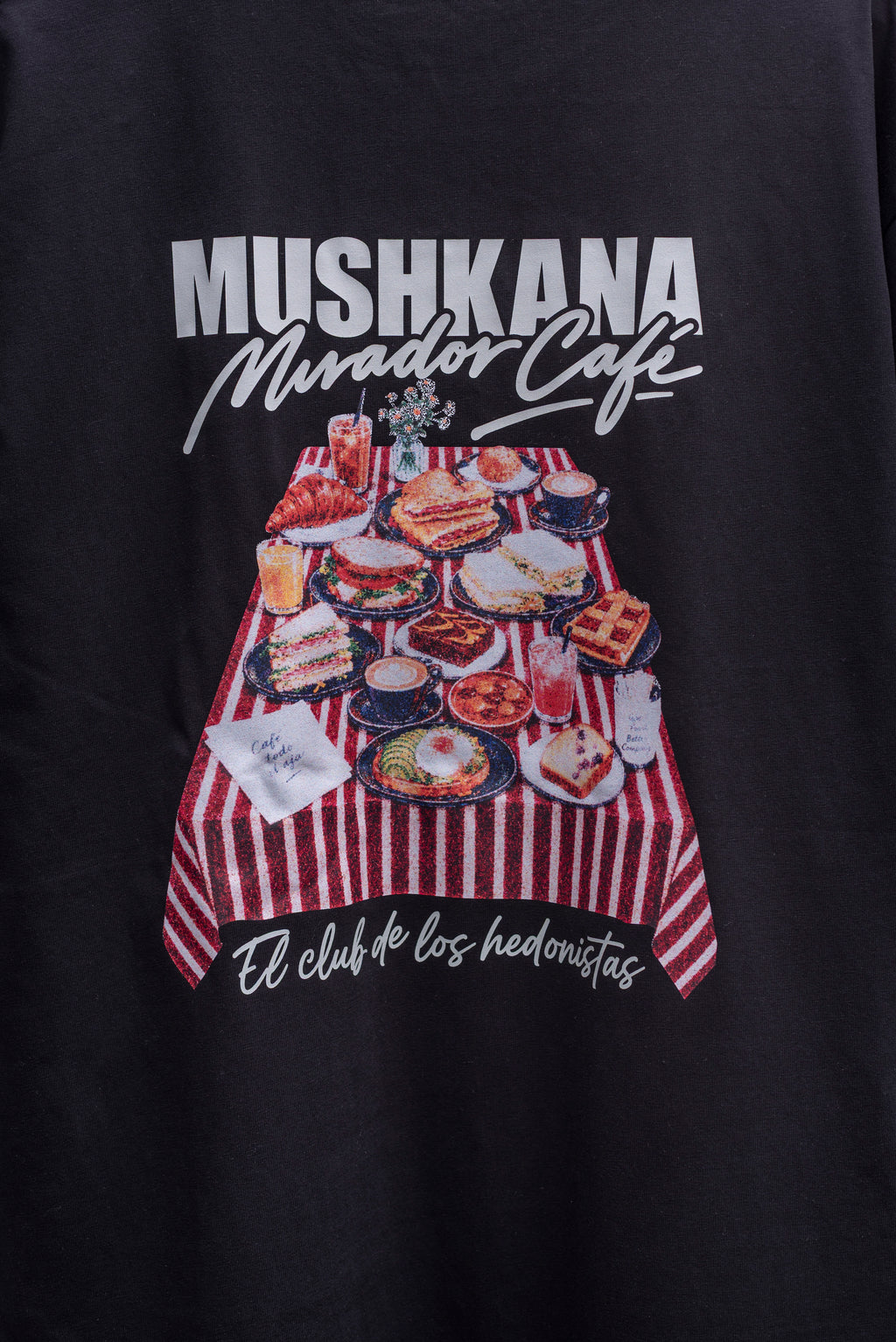 Remera Oversize Black Mirador Café